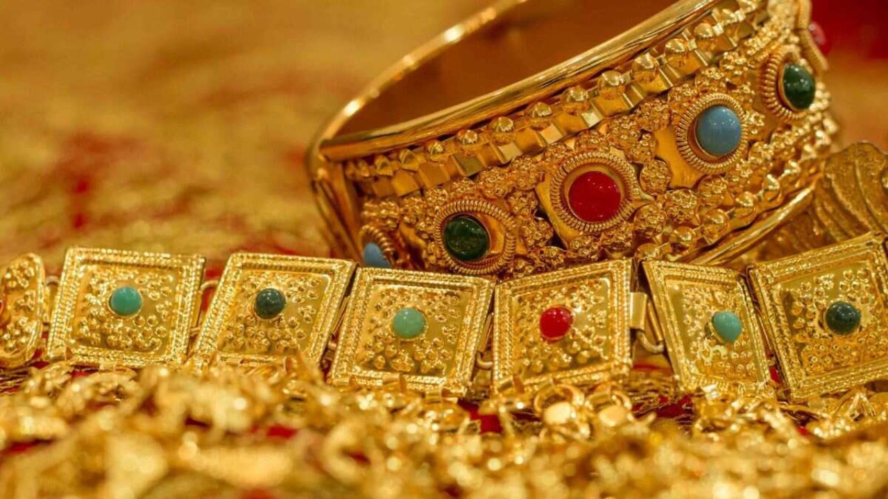Gold Price: सोने-चांदी की कीमतों में जबरदस्त उछाल! निवेशकों को मिलेगा बड़ा फायदा?
