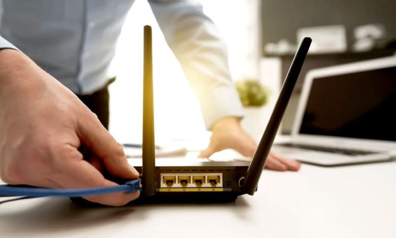 Wi-Fi not working: बार-बार इंटरनेट हो रहा डिस्कनेक्ट? राउटर को दीजिए नींद और पाइए नई स्पीड