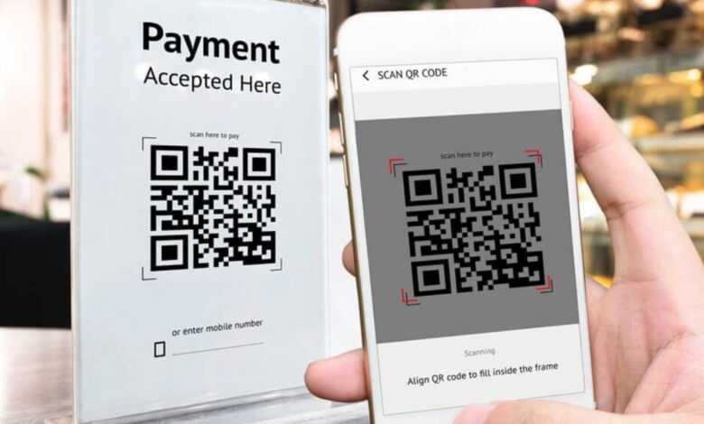 QR Code: UPI से लेकर WhatsApp Web तक QR कोड कैसे बन गया हर काम का राजा