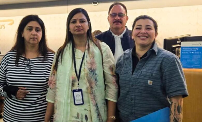 26 साल बाद अमेरिका में पकड़ी गई Monika Kapoor! झूठे बिल और गोल्ड लाइसेंस से हुआ बड़ा घोटाला