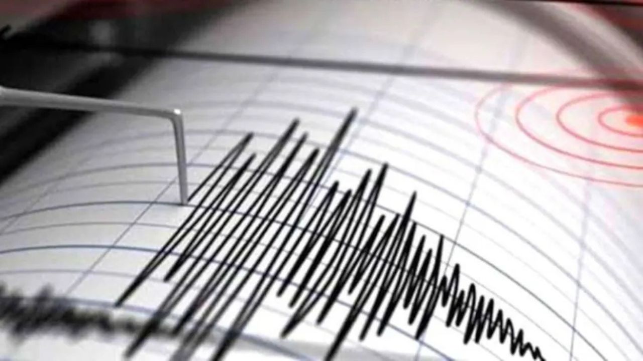 Earthquake: दिल्ली की सुबह में आया जोरदार झटका, झज्जर बना भूकंप का केंद्र – लोग बोले, सब कुछ हिलने लगा
