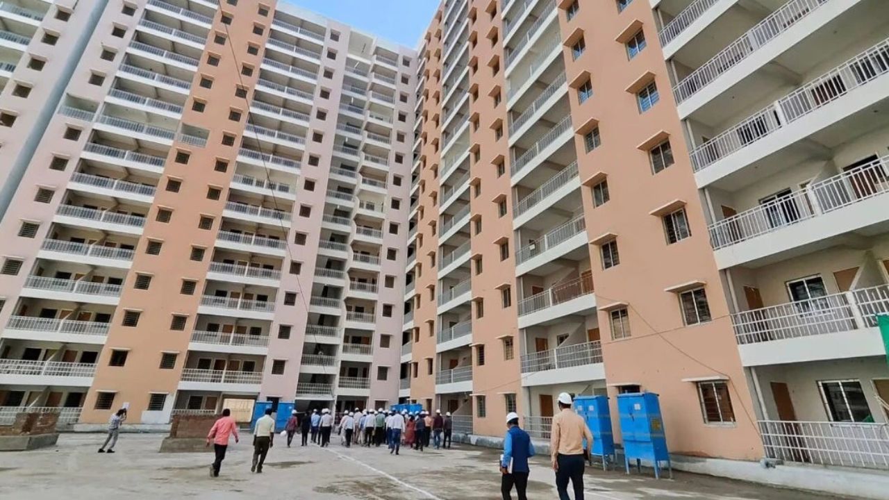 Delhi DDA Flats: 177 फ्लैट्स और 67 गैराज्स के साथ DDA की नई योजना लॉन्च, सपना होगा साकार।Delhi DDA Flats: 177 फ्लैट्स और 67 गैराज्स के साथ DDA की नई योजना लॉन्च, सपना होगा साकार।