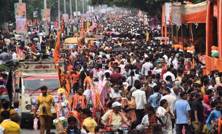 Sawan 2025: शिवभक्तों की सैलाब से हिल उठा हरिद्वार, 4.5 करोड़ कांवड़ियों की उम्मीद