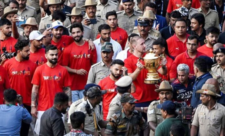 RCB का बड़ा ऐलान! बेंगलुरु भगदड़ में जान गंवाने वालों के परिवारों को मिलेगा मुआवजा – जानें कितने रुपये का किया गया वादा