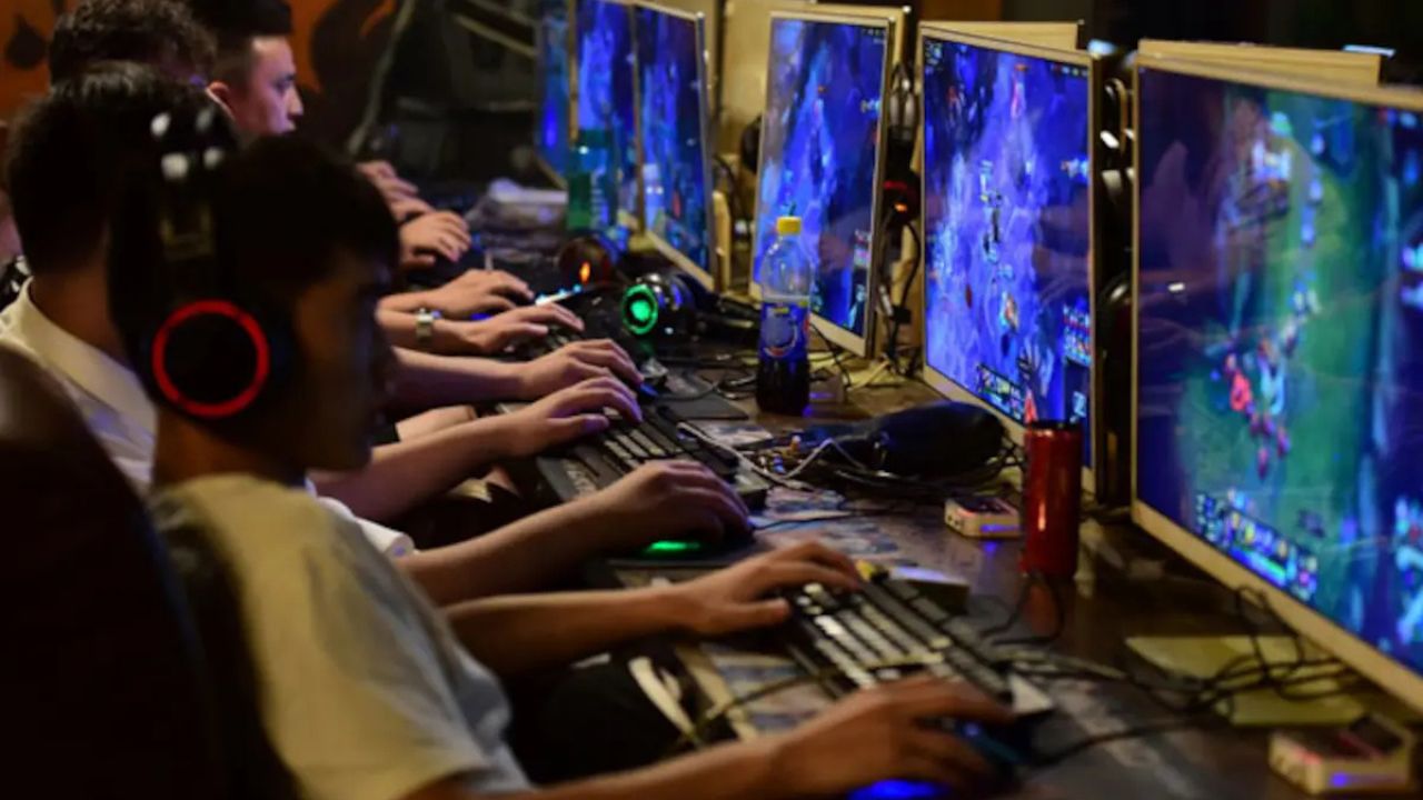 Online Gaming पर बैन को लेकर बैंकों ने RBI से मांगी गाइडलाइन, आपके पैसे पर पड़ेगा असर?