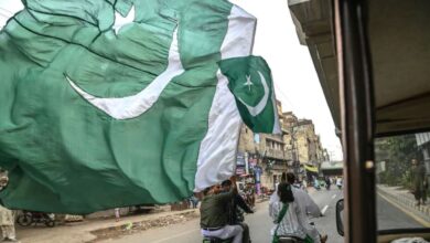 Pakistan Independence day: जश्न के बीच मातम, कराची में हवाई फायरिंग से बुजुर्ग और मासूम बच्ची समेत 3 की मौत