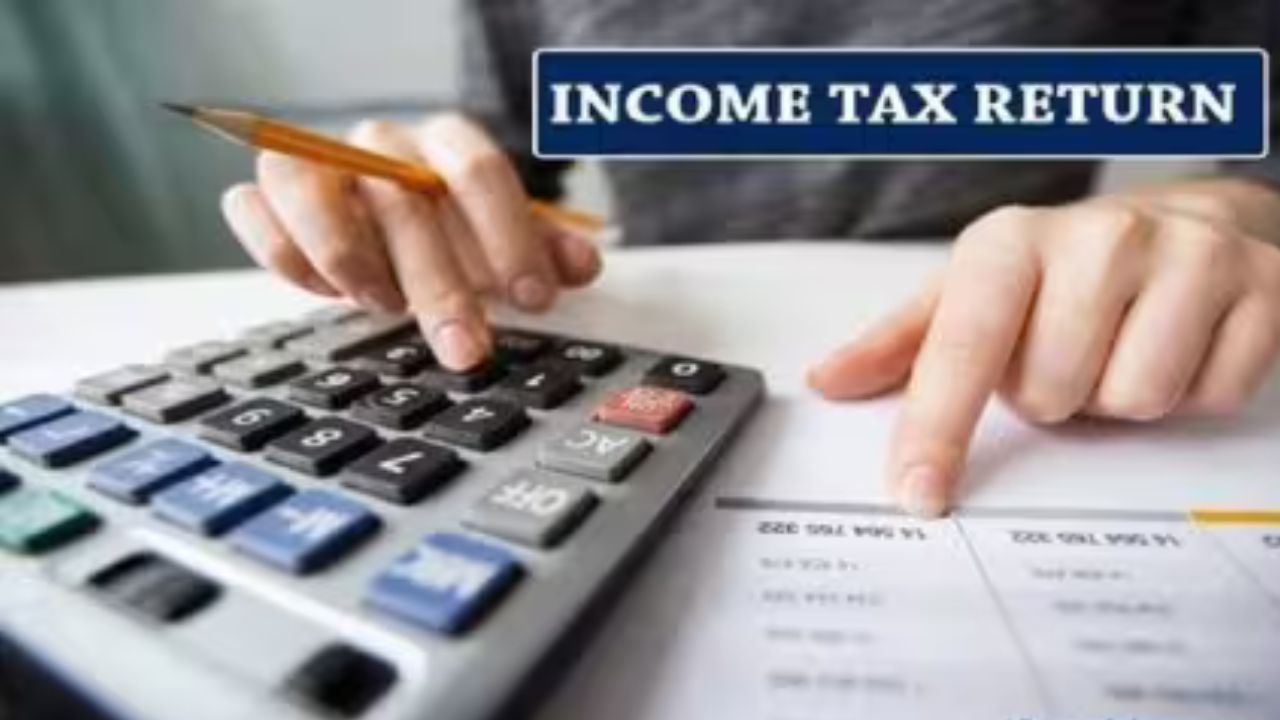 ITR Filing 2025: डेडलाइन बढ़ी, टैक्सपेयर्स को राहत… लेकिन लेट फाइलिंग पर रिफंड मिलेगा या नहीं?