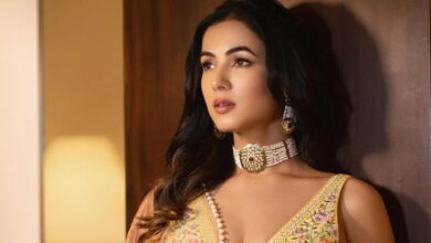 ‘मिर्जापुर: द फिल्म’ में Sonal Chauhan की एंट्री, कलीन भैया और गुड्डू संग दिखेगा नया धमाका