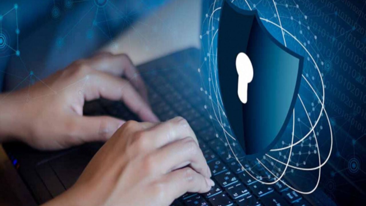 Diwali से पहले बढ़ा online fraud का खतरा, जानिए कैसे फर्जी ऑफर्स से बचें और सुरक्षित रहें