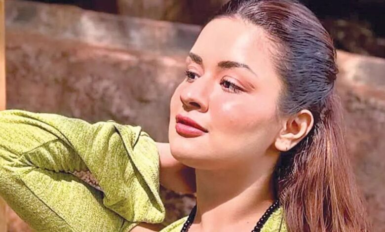 Avneet Kaur: 8 साल की उम्र में शुरू किया सफर, आज बनीं सोशल मीडिया क्वीन — अवनीत कौर की अनसुनी कहानी!