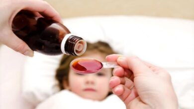 Child Safety Alert: 2 साल से कम बच्चों के लिए Cough Syrup बैन, Health Ministry का बड़ा फैसला!