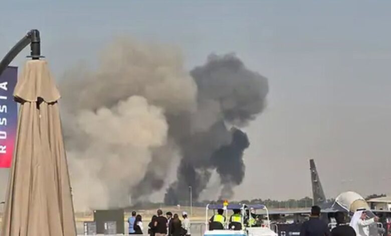 Dubai Air Show में सनसनी! दो दिन पहले जिसने सबको चकित किया वही Tejas अचानक गिरा