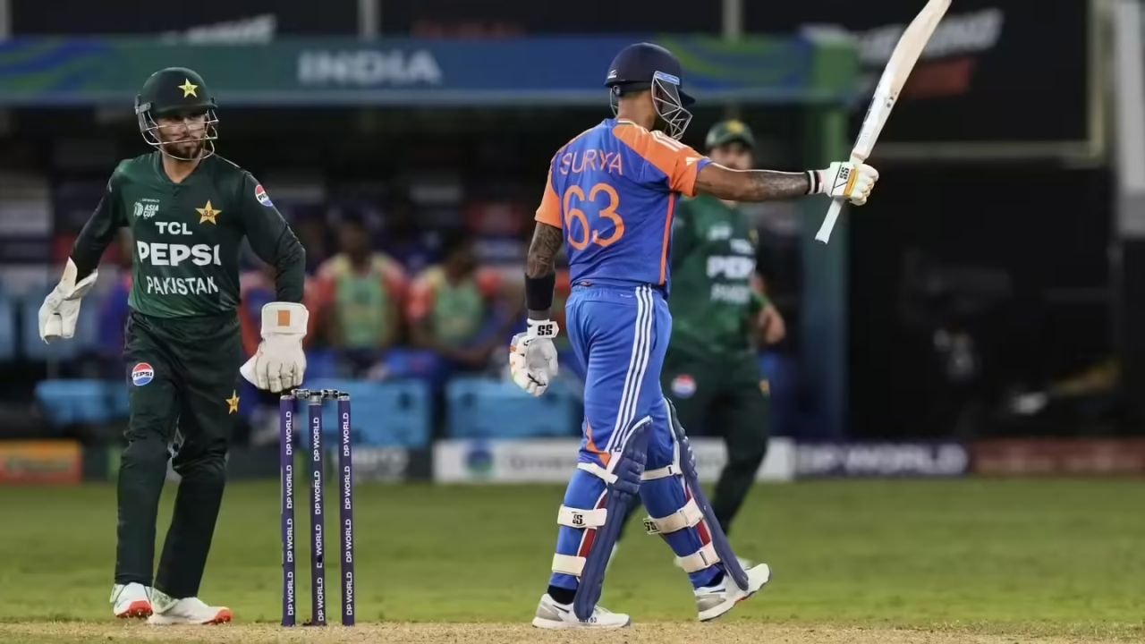 IND vs PAK Match Schedule: इंडिया-पाक मैच की तारीख आई सामने, 15 फरवरी को होगा सबसे बड़ा हाईवोल्टेज सामना