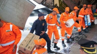 Cyclone Ditwa में चल रहा भारत का सबसे बड़ा रेस्क्यू मिशन—Mi-17 हेलिकॉप्टर ने कैसे बदला हालात?