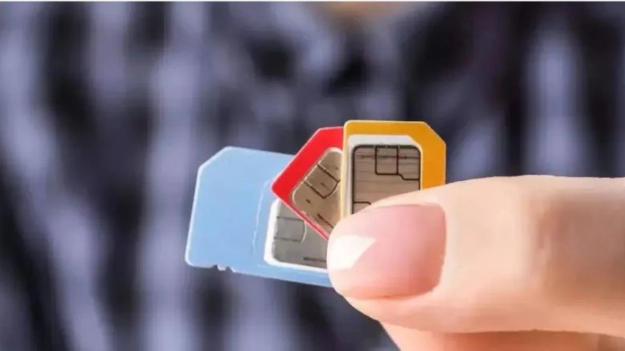 Fake SIM Card: DoT ने जारी किया अलर्ट, नाम पर SIM होने पर साइबर फ्रॉड में आप भी कानूनी जिम्मेदार होंगे