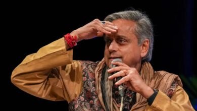 Shashi Tharoor Reaction: केरल चुनाव का नया रंग, UDF ने बढ़त बनाई और थिरुवनंतपुरम में BJP ने शक्ति हासिल की