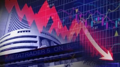 Stock Market News: विदेशी निवेशकों की बिक्री से शेयर बाजार डूबा, क्या रुपया और गिरावट बढ़ाएंगे दबाव?