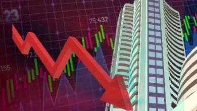 Stock Market News: विदेशी बिकवाली और वैश्विक तनाव ने शेयर बाजार से उड़ा 2,100 अंक से अधिक