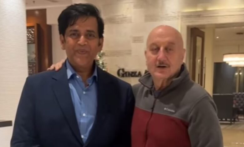 ‘Khosla Ka Ghosla 2’ की शूटिंग शुरू, अनुपम खेर ने किया रवि किशन का जबरदस्त स्वागत