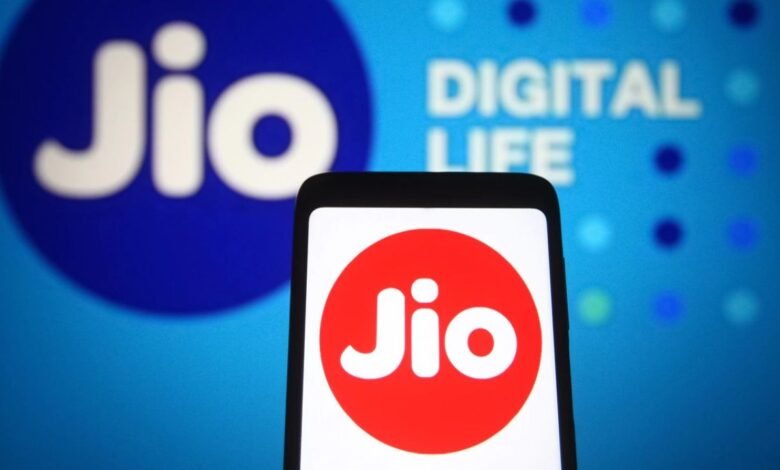 Jio का 365 रुपये वाला नया रिचार्ज प्लान देता है अनलिमिटेड कॉलिंग और 25GB डाटा