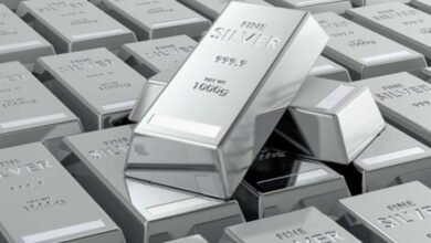 Silver Price Predictions: चांदी की कीमतों में रिकॉर्ड गिरावट ने निवेशकों को किया भारी चौंका दिया