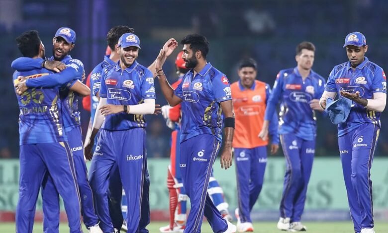 IPL में गेंद बदलने का नया नियम 10 ओवर बाद खेल को करेगा रोमांचक