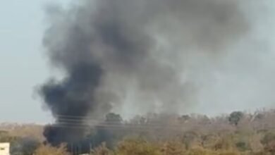 विस्फोट के बाद पुलिस ने फरार अधिकारियों के खिलाफ लुकआउट नोटिस जारी किए