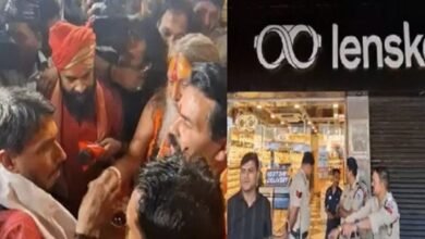 भाजपा कार्यकर्ताओं का प्रदर्शन लेंसकार्ट पर धार्मिक भावनाएं आहत करने का आरोप