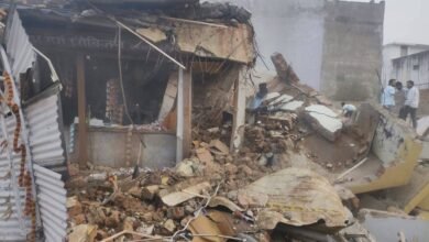 रेस्क्यू ऑपरेशन में नया मोड़. मलबे से निकाले गए लोग. मौतों का आंकड़ा बढ़ा