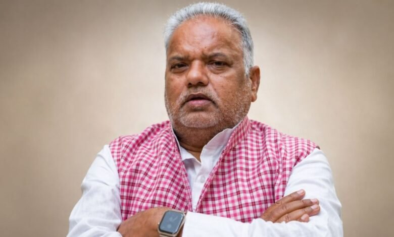 श्रवण कुमार बने विधायक दल के नेता नीतीश की नई सियासी चाल तेज