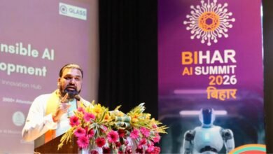 बिहार AI समिट में CM सम्राट चौधरी का बयान बना विवाद. हरे गमछे पर सियासी घमासान