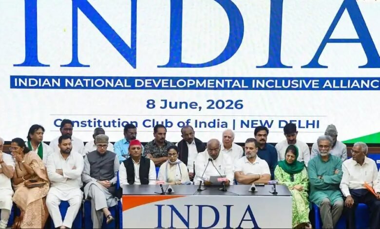 2029 में कौन होगा INDIA गठबंधन का पीएम फेस? उद्धव ठाकरे गुट के सवालों ने बढ़ाई सियासी हलचल