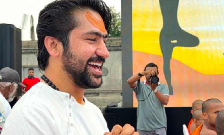 धीरेंद्र शास्त्री बोले- योग है जीवात्मा और परमात्मा को जोड़ने का माध्यम