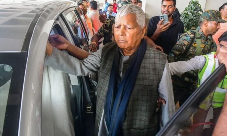 20 साल बाद बदला लालू परिवार का पता, 10 सर्कुलर रोड छोड़ तेजस्वी के आवास में होंगे शिफ्ट