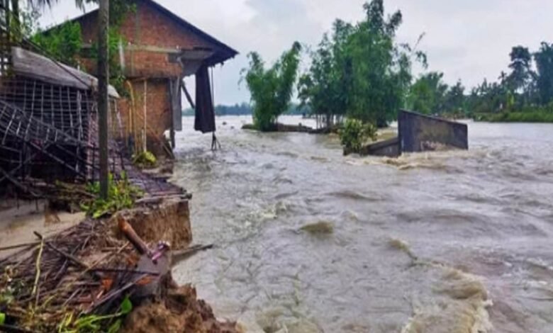 असम के शिवसागर में 50 वर्षों की सबसे भीषण बाढ़, 30 की मौत; चार लाख लोग प्रभावित