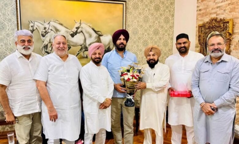 पंजाब कांग्रेस में सुलह के संकेत! भूपेश बघेल के दौरे से पहले चन्नी-रंधावा समेत वरिष्ठ नेता आए एक मंच पर