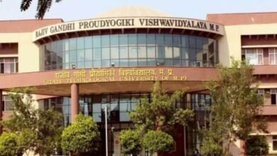 RGPV पेपर चोरी मामले में बड़ा एक्शन, परीक्षा नियंत्रक प्रो. अर्चना तिवारी हटाई गईं; नए नियंत्रक की नियुक्ति