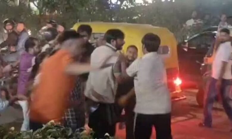मयूर विहार फेज-3 में बदमाशों का आतंक, महिलाओं-बच्चों समेत कई लोगों से मारपीट