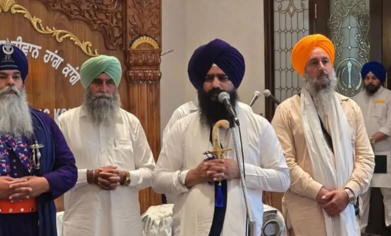 बेअदबी कानून संशोधन पर अकाल तख्त सख्त, पंजाब सरकार के मसौदे को किया अस्वीकार