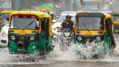 दिल्ली-एनसीआर में मूसलाधार बारिश, IMD का रेड अलर्ट जारी; कई इलाकों में जलभराव से बढ़ी परेशानी