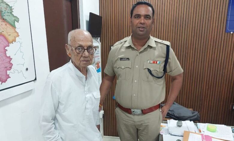 सागर में स्वतंत्रता सेनानी के खाते से 1.76 लाख रुपये पार, न OTP आया न मैसेज, साइबर सेल ने जांच शुरू की