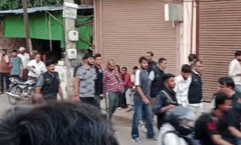 रेवाड़ी में जानलेवा हमला: 24 घंटे में 7 आरोपी गिरफ्तार, शहर में कराई पैदल परेड