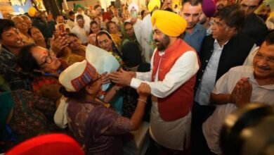 पंजाब में तीर्थयात्रा योजना का विस्तार, 15 बसों को केजरीवाल-भगवंत मान ने दिखाई हरी झंडी