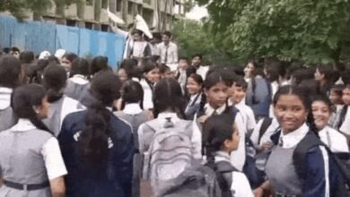 भोपाल में Gen Alpha का पहला प्रदर्शन, स्कूल मर्जर के खिलाफ छात्रों ने उठाई आवाज