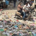 पानीपत में सफाई कर्मचारियों का उग्र प्रदर्शन, GT रोड पर कूड़ा डालकर लगाया जाम