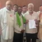 हिसार में किसान-मजदूरों ने सांसद-विधायकों को सौंपा ज्ञापन, MSP की कानूनी गारंटी समेत कई मांगें