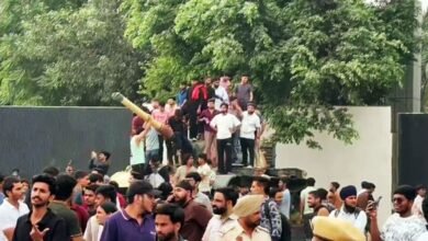 LPU में हिंसक प्रदर्शन के बाद 10 दिन क्लास बंद, NH-44 पर 15 घंटे बाद ट्रैफिक बहाल