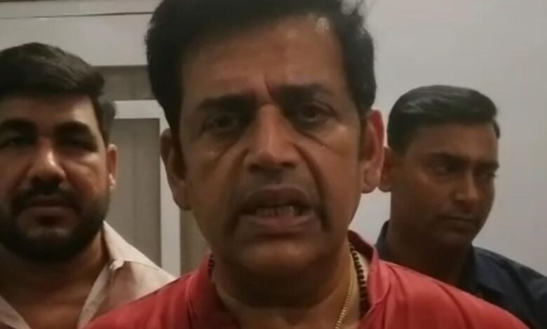 रवि किशन ने की PM मोदी की तारीफ, बोले- 25 साल में कभी छुट्टी लेते नहीं सुना, भारत विकसित देश की ओर बढ़ रहा