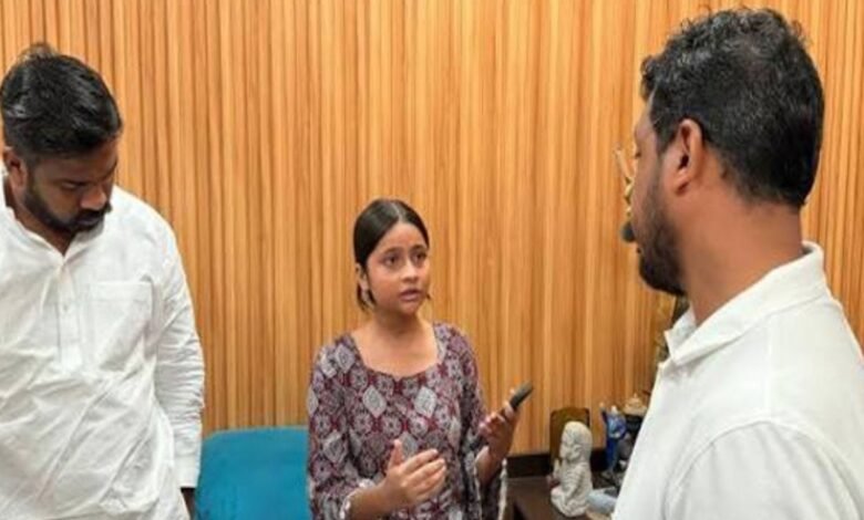 निशु आजाद के खिलाफ दिल्ली पुलिस में शिकायत, हिंदू देवी-देवताओं पर आपत्तिजनक पोस्ट का आरोप
