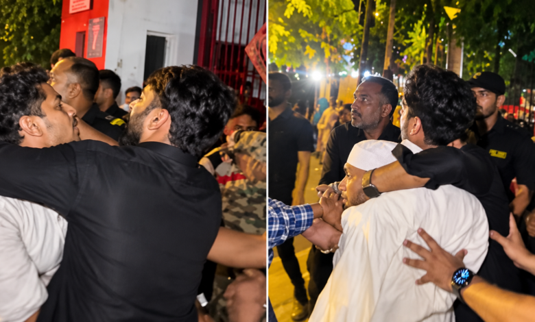 जामिया में भूख हड़ताल कर रहे छात्रों को हटाने पर विवाद, AISA ने पुलिस पर लगाया मारपीट का आरोप